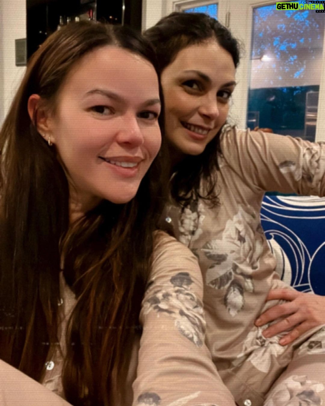 Morena Baccarin Instagram - Girls night in