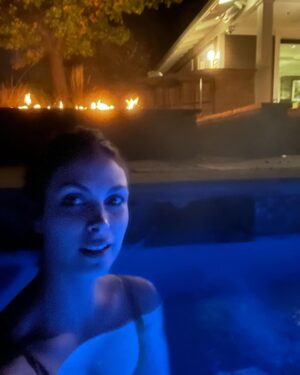 Morena Baccarin Instagram - Thawing after a long day of work in the mountains.