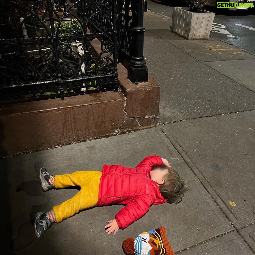 Morena Baccarin Instagram - Post thanksgiving. Am I right?