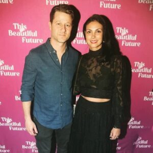 Morena Baccarin Instagram - A wonderful date night 🤍 
Photo: @gettyentertainment / @bruglikas / @broadwaybruce_