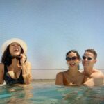 Morena Baccarin Instagram - To tell, or not to tell, what we were laughing about…