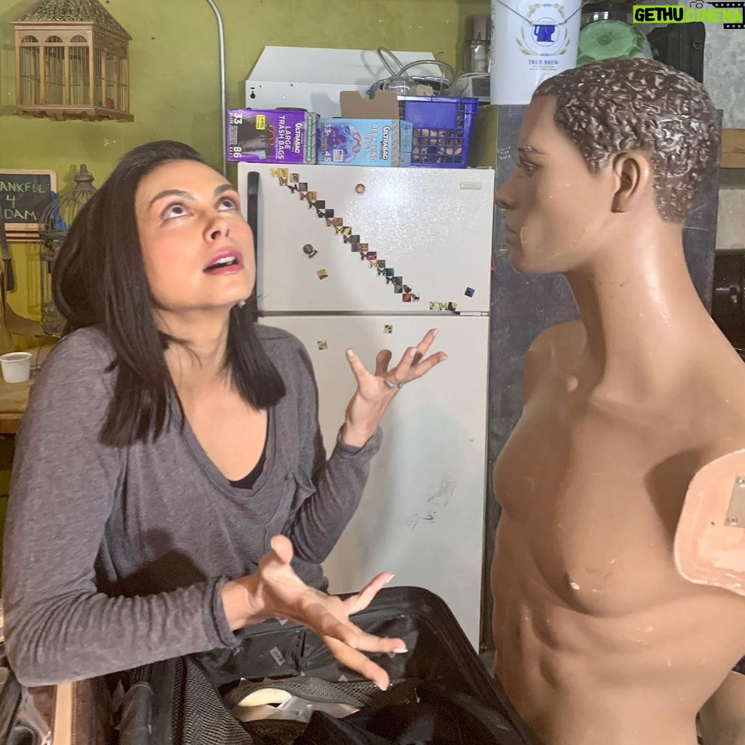 Morena Baccarin Instagram - Deep Friday conversations…