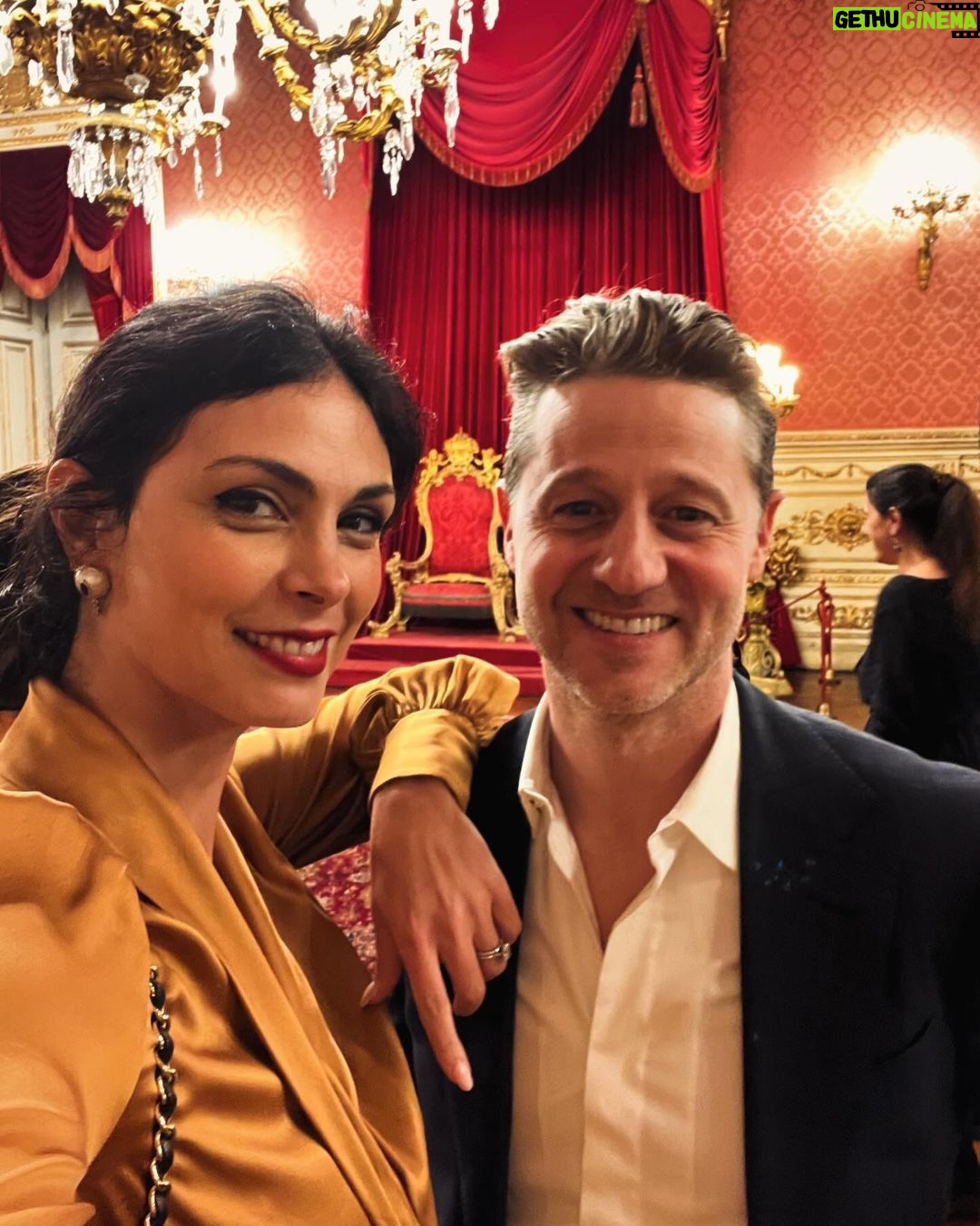 Morena Baccarin - 83.5K Likes - Happy Valentine’s Day peeps. Keep it classy. ❤️💄🫶🏽