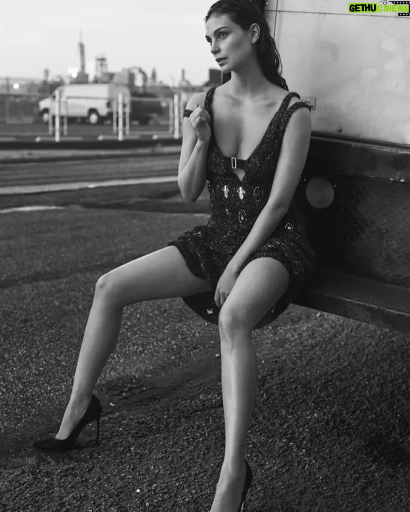 Morena Baccarin - 67K Likes - When you will sit anywhere to not have to stand in heels… 😂
