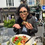 Morena Baccarin Instagram - A good birthday means losing track of time at 2 pm on a Friday in London eating pizza. Thank you for all the birthday wishes.