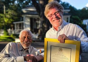 Morgan Freeman Instagram - Thank you to the Mayor and the @CityOfNatchez! While on set for our upcoming #RevEnt project, Mayor Dan Gibson stopped by to bestow me with the key to the City of Natchez. 

My love for the Mississippi Delta has deep roots and I am truly honored.

pc: natchezfilmco
@dangibson62 #mississippiriver #natchezmississippi #natchez #visitnatchez #visitmississippi #mississippi