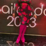 Moria Casán Instagram - Look: @ropa__bellaok Medias: @nibeloficial Sandalias: @cavallimiaok Cortinas fucsia: @davidduquesneok Make up, Hair Style e Imágen: @galosottovip Prensa: @maxi_cardaci @cardacinoe