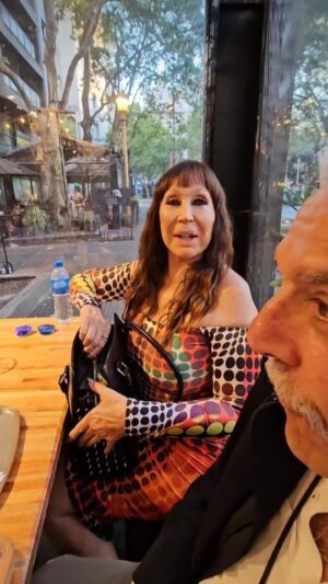 Moria Casán Instagram - Con @fernando.galmarini.58 @flor_regina @atomobit @maxi_cardaci y Dantecito en @avocoffeeroasters  @francospecialtycoffee previa @piafargentina 👏🏻👏🏻👏🏻
