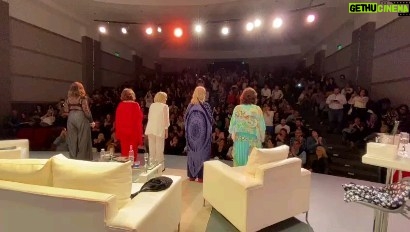 Moria Casán Instagram - 📢 DOMINGO DE LOCALIDADES AGOTADAS EN LAS DOS FUNCIONES!!! @brujas2023ok 🧹 GRACIAS PUBLICO!!! 💥💥💥 TEMPORADA 2023 GRAN SUCESO!!! @brujas2023ok en #MultitabarísComafi #LasEscobasConcorde a pleno!!! 🧹@thelmabiral008 🧹@noracarpena_ok 🧹@moria_laone 🧹@gra.dufau 🧹@marialealok 🧹@sanmihanovich (en las funciones que no realice Dufau) como NUNCA las viste 👈 LA OBRA MAS VISTA en la HISTORIA del TEATRO ARGENTINO!!! Localidades en venta: @plateanet @multiteatro @cardacinoe @adrianbazproducciones @tomas.rottemberg @fer.baier @galosottovip @danielcapri1978