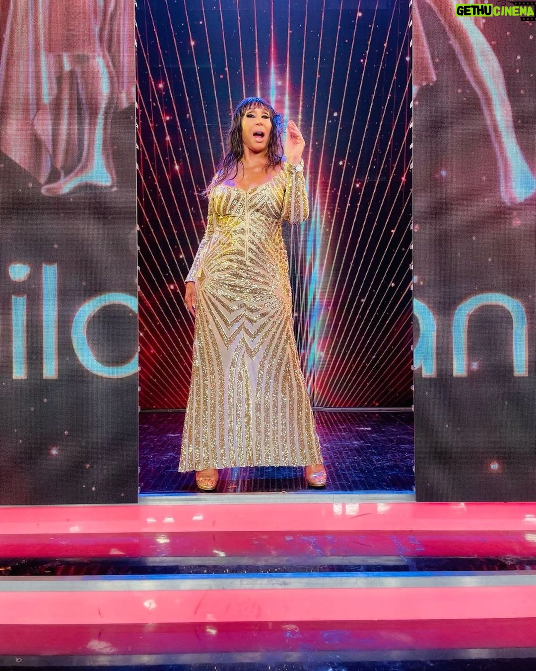 Moria Casán Instagram - Look: @moria_laone @galosottovip Sandalias: @carmensteffensargentina Hair Style, Make Up e Imágen: @galosottovip Prensa: @maxi_cardaci @cardacinoe