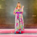 Moria Casán Instagram - Look: @ropa__bellaok Sandalias: @lucianomarraok Hair Style, Make up E Imágen: @galosottovip Prensa: @maxi_cardaci @cardacinoe