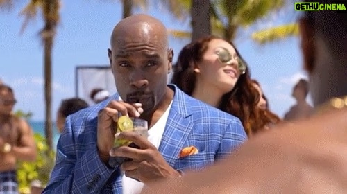 Morris Chestnut Instagram - When the clock strikes 5pm. #FridayFeeling
