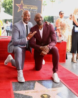 Morris Chestnut Instagram - What a day! A dream come true. It’s even more special to be celebrating it on mom’s birthday. Thank you @hwdwalkoffame. #WalkOfFame

📸: @imagerybyoscar / HCOC, @jonesnphoto, @diondre_jones