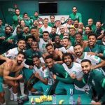 Mostafa Khater Instagram - ايه الروح دي وايه التفاني ده وايه التركيز ده وايه حلاوه المنتخب السعودي ده رغم الحكم كان متحفز لكن الروح العاليه والتحضير والتكتبك والمهاره وعدم الرهبه من اعتي المنافسين والمنتخب المرشح للبطوله مبروك الف مليون مبروك للصقور الخضر🇪🇬🇸🇦