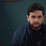 Mostafa Khater Instagram - هم بيبصوا لي كده ليه ؟! انا عملت ايه ؟! 😨 مسلسل كشف مستعجل يعرض حصريا علي @watchit وابتداءا من ١٦ رمضان علي قنوات Dmc & Alhayat 📺