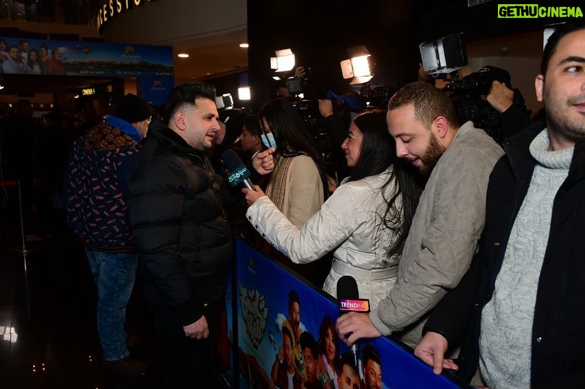 Mostafa Khater Instagram - الحمد لله مبسوط جدا جدا بردود الافعال الجميله علي فيلم تماسيح النيل والفيلم في جميع السينمات دلوقتي يارب يعجبكم #تماسيح_النيل 🐊