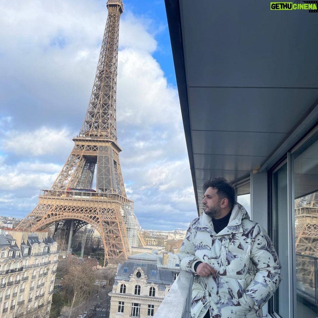 Mostafa Khater Instagram - 🎬🎥 Tour Eiffel