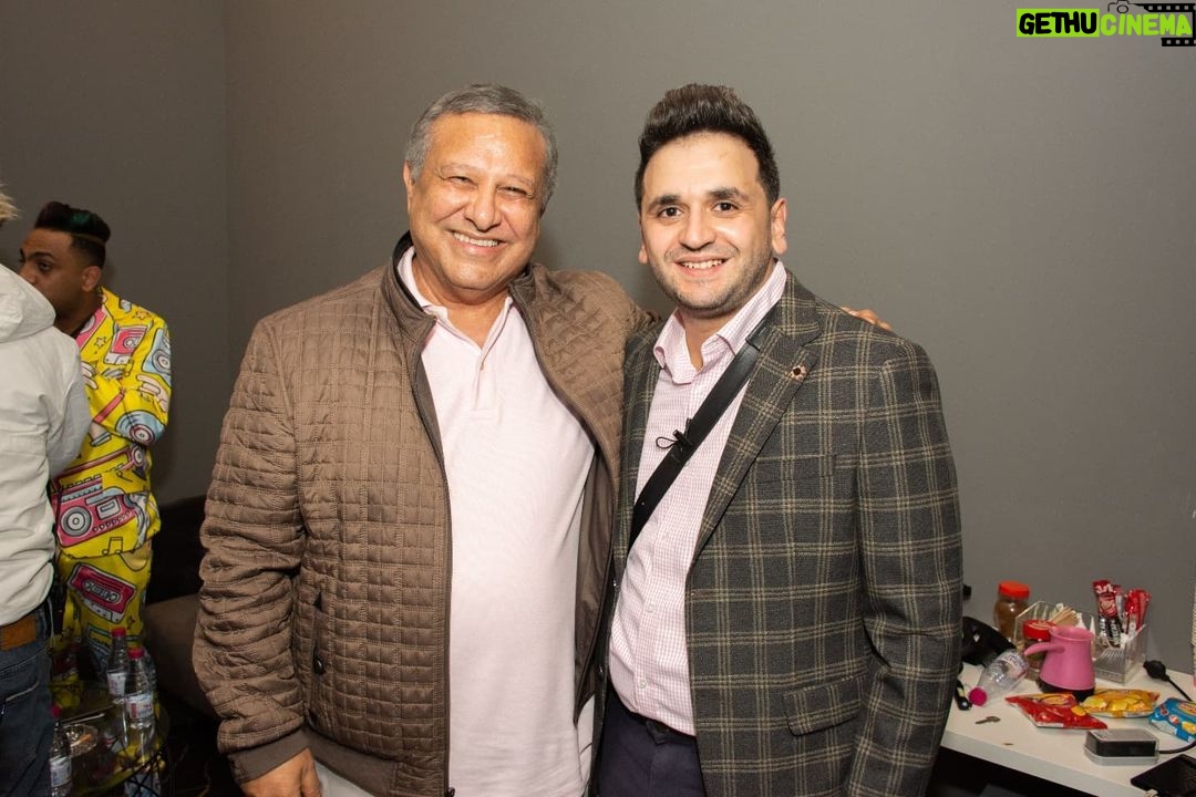 Mostafa Khater Instagram - شرفنا ونورنا امبارح السفير احمد فاروق سفير جمهورية مصر العربية لدى المملكة العربية السعودية والسفير مصطفى المنصوري سفير المملكة المغربيه لدي المملكة العربية السعودية 🇸🇦🇪🇬🇲🇦 يارب تكونوا اتبسطوا والعرض عجبكم ❤️😍 #عائلة_تس #مصطفي_خاطر #موسم_الرياض