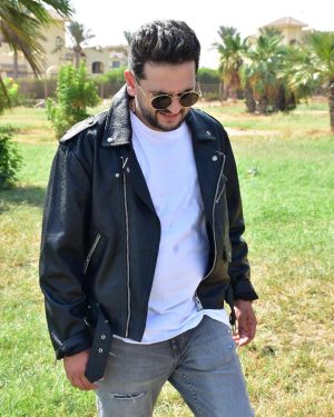مصطفى خاطر Instagram - 😉