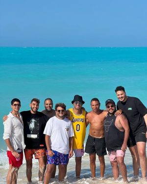 مصطفى خاطر Instagram - Summer vibes 😎⛱️