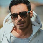Mostafa Shaaban Instagram - ‏تصاعد انفاسي اليك عتابُ وكل إشاراتي اليك خطابُ