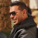 Mostafa Shaaban Instagram - اجمل ماتكون ، ان تكون هدفا - مفترقا للصمت والكلام 🌺 #أدونيس #دايماً_عامر @abdo.eldweek @morshedmakeupstudio