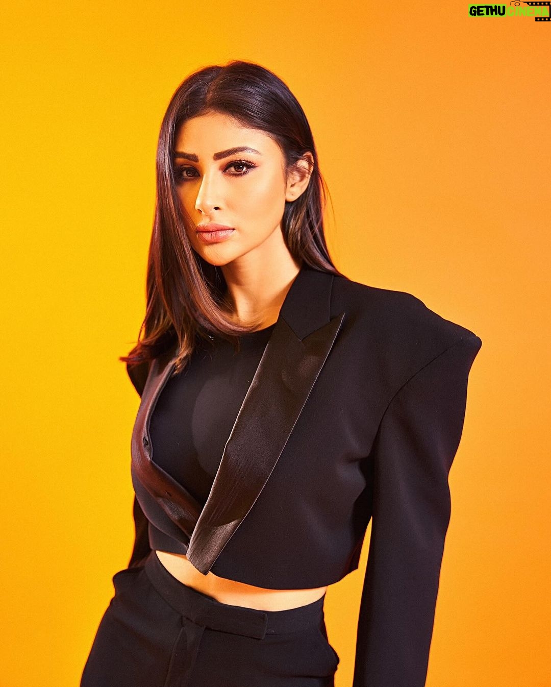 Mouni Roy Instagram - Ready Set Press. Press con for zee cine awards. Can’t wait to see you guys on the 10th of March @zeetv • • • • Wearing - @deme_love_ Heels - @dior Styled by- @rishika_devnani Assisted by- @stylebyvanshika Hair- @bhavyaarora Makeup- @inherchair Captured by-@gohil_jeet Managed by- @trishilagoculdas
