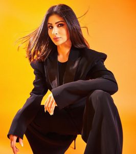 Mouni Roy Instagram - NOIR♠️ • • • • Wearing - @deme_love_ Heels - @dior Styled by- @rishika_devnani Assisted by- @stylebyvanshika Hair- @bhavyaarora Makeup- @inherchair Captured by-@gohil_jeet Managed by- @trishilagoculdas
