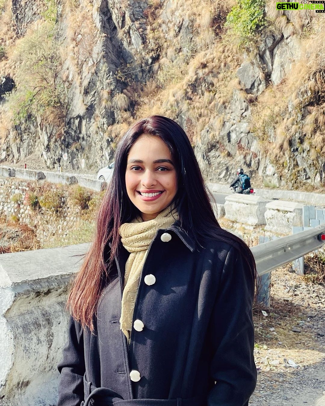 Mugdha Chaphekar Instagram - Dear Mountains, I miss you ♥️