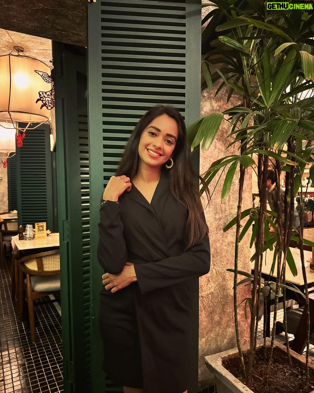 Mugdha Chaphekar Instagram Let the fun begin!! christmas ♥️ Did I