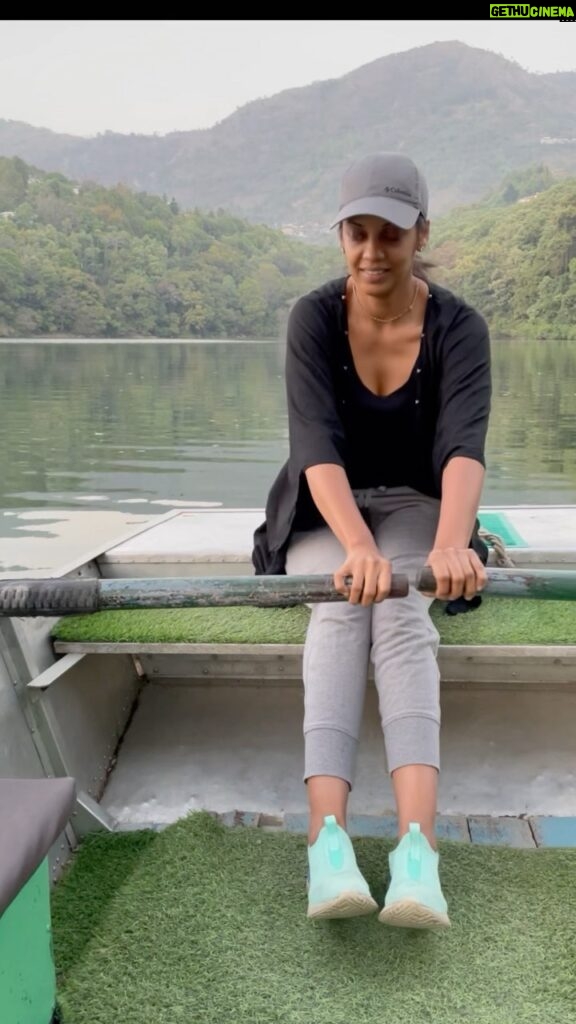 Mugdha Godse Instagram - This song was playing in my head while rowing 😇 How well that young boy was rowing and look at me 🙈🤣 Chalo Try toh kiya 😆 New adventure #naukuchiatal #nature #fun #lake #uttarakhand #india #incredibleindia #beauty #love #silence #happiness Naukuchiatal - The Nine Cornered Lake