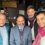 Mugdha Godse Instagram - Blessed… ❤️❤️❤️ To be in His’ presence again… My Beloved Master Tarneiv ji’ 🙏🏽🙏🏽🙏🏽 Always in Gratitude 🌺🌺🌺 Happy faces @rahuldevofficial & Happy birthday to @hemantjkhendilwal #tarneivji #gratitude #love #master #spiritualmaster #silebce #be #canada#Toronto #happiness #thankful Oakville, Ontario