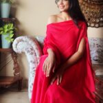 Mugdha Godse Instagram - Mood ❤️❤️❤️ Thank u @panila_westernedit n @exhibitions.mumbai for brightening mumbai winter time with this ensemble 🌹😍 #newdress #gratitude #fun #dressup #love #girlsjustwannahavefun #happy #divine #be #silence #bliss Mumbai, Maharashtra