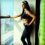 Mugdha Godse Instagram - The final Glance at 2021 and it’s beauty… Thankful and Grateful always … ❤️ Photo by @swaapnilkokam #gratitude #love #happiness #memories #2021 #silence #be #positive #blissful