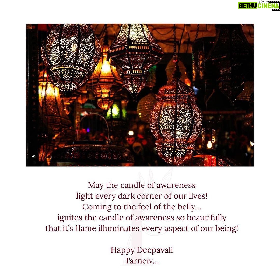 Mugdha Godse Instagram - Happy Deepavali 🙏🏽🙏🏽🙏🏽🌺🌺🌺❤️❤️❤️ Blessed to have our Guru and Master, ‘Tarneiv Ji…’ ❤️❤️❤️ as our shining and bright guiding Light! @belly_group 🌺❤️ #bellymaster #tarneivji #bellymeditation #bliss #chanting #awareness #light #guidinglight #lighthouse #celebration #happydiwali #guru #teacher #master #guide #mantra #joy #peace #love #practice PC @hemantjkhendilwal