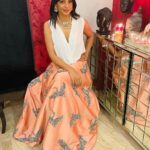 Mugdha Godse Instagram - Happy Diwali and prosperous new year ❤️🪔🌺 Wearing @rajattangriofficial Jewellary @ruar_official Photo by @lineoutline.in @viralmantra 😊 Thank you all ❤️🪔🌺 #gratitude #love #diwali #happydiwali #fun #silence #happiness #be #divine