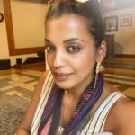 Mugdha Godse Instagram - Selfie time 😇❤️ #Fun #happiness #gratitude #thankful #love #silence #be #divine