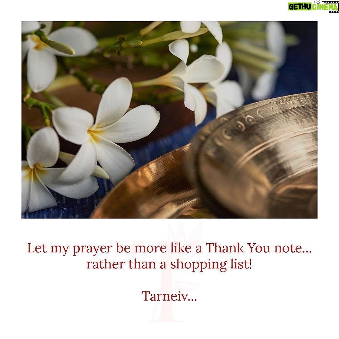 Mugdha Godse Instagram - Gratitude ππ½ππ½ππ½β€οΈβ€οΈβ€οΈ PC: @tarun_khiwal To learn about transforming practices and teachings of my Master βTarneivβ Jiβ¦ ππ½ππ½ππ½ Follow @belly_group #bellygroup #gratitude #love #silence #be #divine #bellymaster #master #prayer #tarneiv #tarneivji