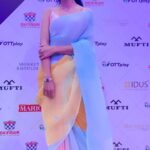 Mugdha Godse Instagram - About last night… ❤️🌺 When I feel good this is how it is ..! ❤️🌺 My space 🪷 #saareemood #gratitude #htottawards #ht #ott #newvibe #love #silence #sareelove #OTTplayAwards2022 #OneNationOneAward JW Marriott Mumbai Juhu