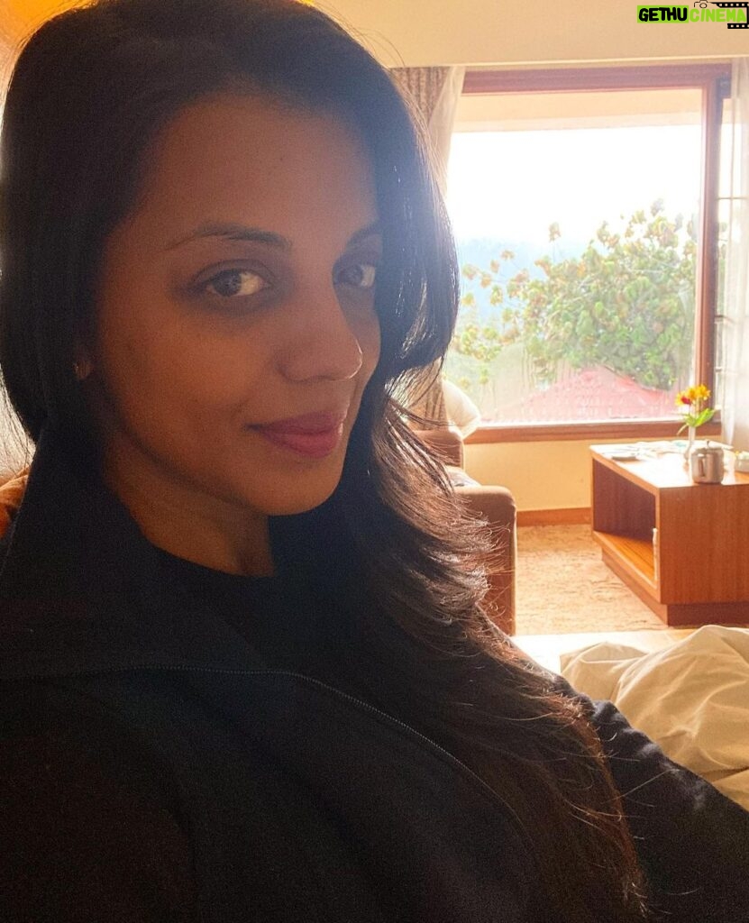Mugdha Godse Instagram - Happy Independence Day 🇮🇳 Mornings like these ❤️🌺🤗 True independence is being able to love & be the real you! #selflove #gratitude #love #blessed #independenceday #be #silent #divine #happiness #peace #joy Hotel Gem Park, Ooty
