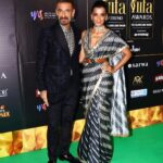 Mugdha Godse Instagram - IIFA 2022 ❤️ #abudhabi @iifa the weekend that was filed with fun n music 🌺 @rahuldevofficial ❤️ Designer n styling : @jjvalaya Heritage ❤️ Yas Island
