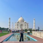 Mugdha Godse Instagram - Taj Mahal … 🌺 ख़ूबसूरत…🌹 शानदार… Agra diaries.. they say city of love ❤️ Looking at this Taj Mahal probably for the first time I am awestruck… 😍 What a beauty… Really अज़ूबा… ❤️🌹 #tajmahal #india #7wondersoftheworld #beauty #incredibleindia