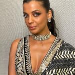 Mugdha Godse Instagram - Feeling Exquisite in @jjvalaya Heritage For @iifa weekend #2022 Jewellary @khandelwaljewellers MUA @nabila_salon @zeromakeupofficial #iifa2022 #fun #abudhabi #workmode #love #gratitude #silence #life #happiness Yas Island