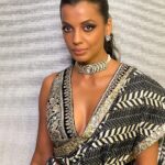 Mugdha Godse Instagram - Feeling Exquisite in @jjvalaya Heritage For @iifa weekend #2022 Jewellary @khandelwaljewellers MUA @nabila_salon @zeromakeupofficial #iifa2022 #fun #abudhabi #workmode #love #gratitude #silence #life #happiness Yas Island
