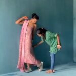 Mugdha Godse Instagram - The BTS 😍 for our @saareemood first ever shoot ✨ With the dream team 🌸 Shot by : @tarun_khiwal Makeup n hair : @kaushikanu Styled by : @harshad.fshn Asst stylists : @khuusshhbboo @styledbygunjan @ajmerashaili @peter.tashi_ Jwells by : @amrapalijewels Production : @karma__production @himan888 “ “ “ “ “ Thank you for this reel @styledby_booo #reels #reelinstagram #reelitfeelit #reelkarofeelkaro #reelindia #explorepage #explorepage #fyp #foryou #foryoupage #bts #behindthescenes #workdiaries #shootdiaries #saareemood #mughdagodse #rahuldev