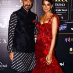 Mugdha Godse Instagram – IIFA 2022 ❤️ 

with @rahuldevofficial @iifa 

Wearing @gavinmiguelofficial 
Gaviin Miguel X Zaffori

Earrings @golecha_jewels 
Photo credit  @ndtvmovies 

#dressup #fashion 
#abudhabi #iifa2022 #fun #gratitude W Abu Dhabi – Yas Island