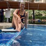 Mugdha Godse Instagram – First swim of the season and it rains 🥰❤️🌺

Photo credit @acegamer27 
#fun #rain #swim #love #happiness #joy #home