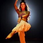 Mukti Mohan Instagram - The divine coincidence of celebrating MahaShivratri and Women’s Day comes together today it symbolises one of the most remarkable unison and potent forms of Shiv - Ardhanareshwar. Shakti (feminine energies)is inseparable from Shiv(masculine energies) and vice versa, not in competition. I hope your lives continues to walk towards the path of enlightenment. 🙏 महाशिवरात्रि पर्व की हार्दिक शुभकामनाएँ । 🔱 हर हर महादेव 🔱 #HappyWomensDay #MahaShivratri