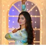 Mukti Mohan Instagram - I’ve always felt the most beautiful when I dance. So when I saw this PROtrait shot on the all new @vivo_india V30 Pro, I was in awe! Want to #BeThePro and turn everyday portraits into professional PROtraits? Use my code TZC0008E82 for INR 1000 off on vivo.com under the discount section and pre-book the all new vivo V30 Pro now. Its ZEISS Professional Portrait Camera that gives you the option to choose between 6 ZEISS Style Portraits is just what you need. #V30Series #DesignPro #PROtraits #vivoV30Pro #vivoV30 #Ad