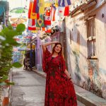 Munmun Dutta Instagram – Strolling around in the beautiful neighborhood of Getsemaní,  Cartagena and capturing its beauty in the early morning sunshine 🌞 

Captured by the sweetest local and a talented photographer 📸 @anabenedetti25 

#munmundutta #colombia #colombiatravel #cartagena #getsemani #travelmemories #travelphotography #cartagenadeindias #southamerica #wanderlust Getsemaní,Cartagena,Colombia